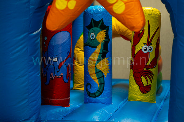 Sea world springkussen met glijbaan